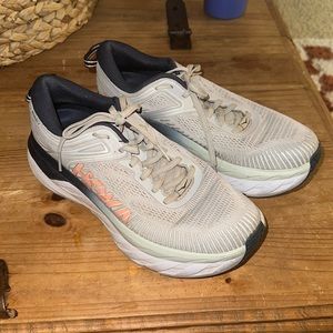 Lightly worn Hoka Bondi 7